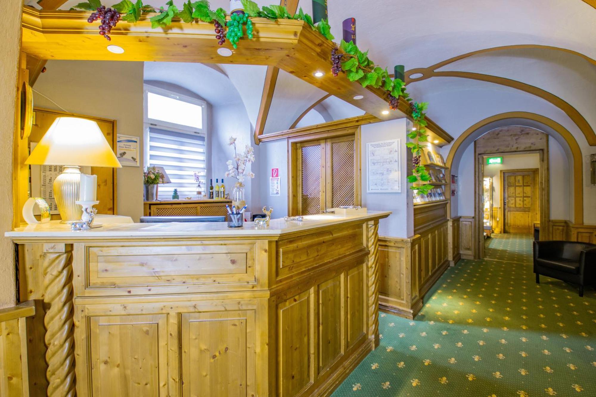 Hotel Schloss Nebra Exterior photo