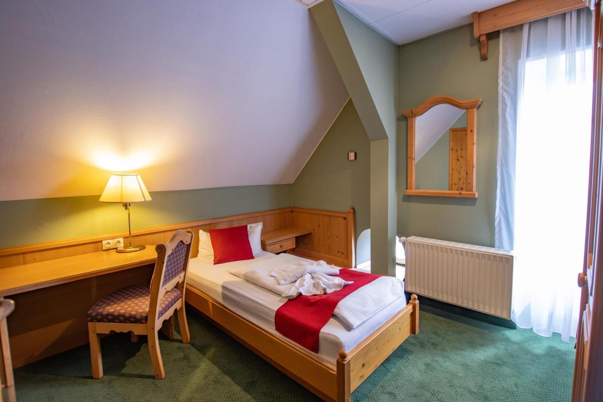 Hotel Schloss Nebra Exterior photo